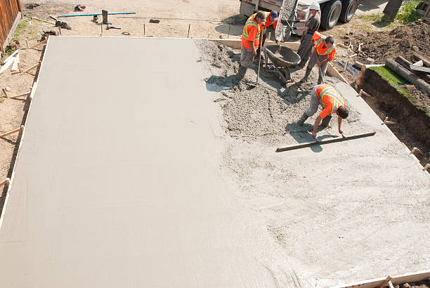 Best Concrete Walkway Installation  in Center, CO
